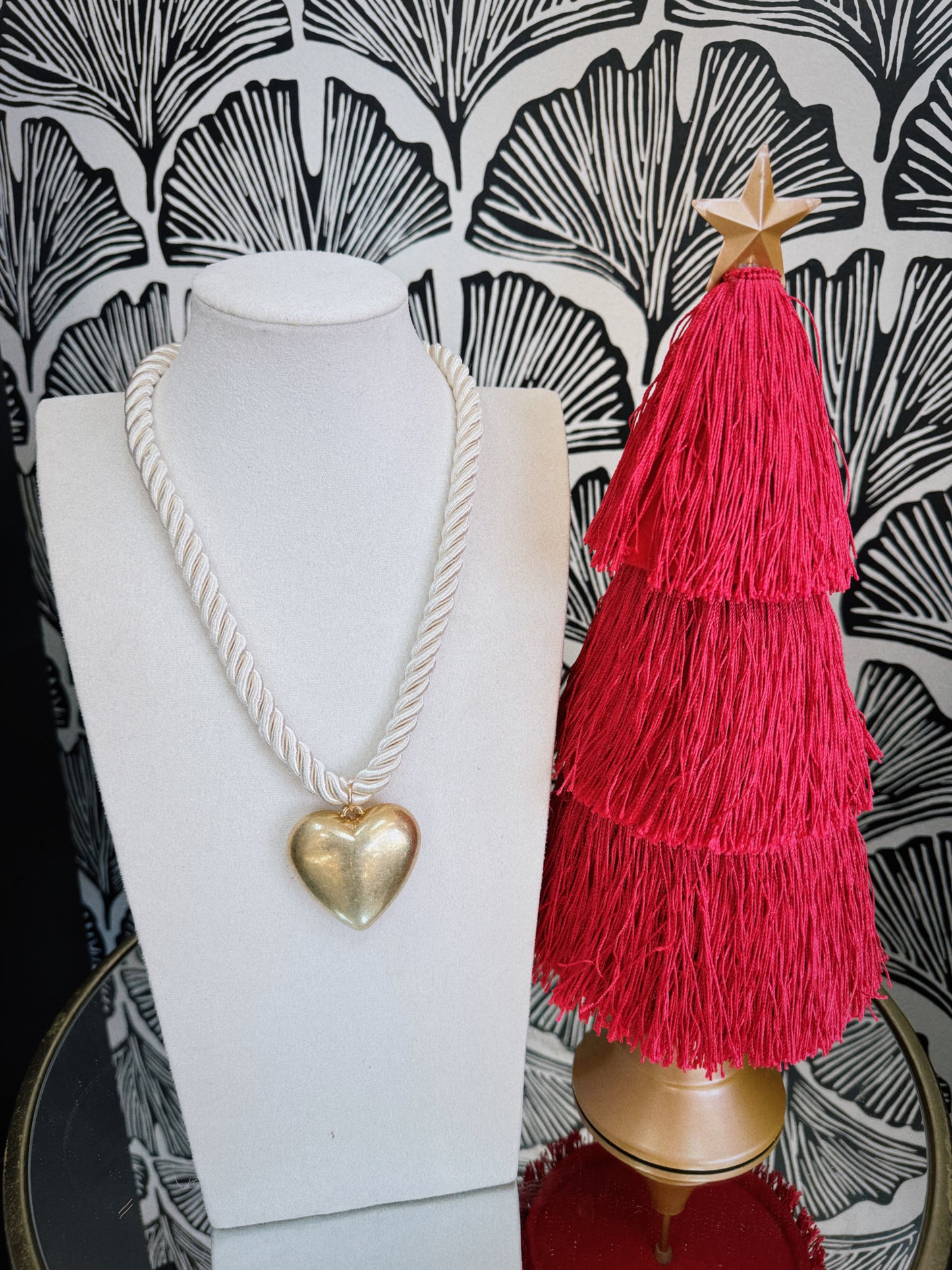 Sweet Heart Rope Necklace