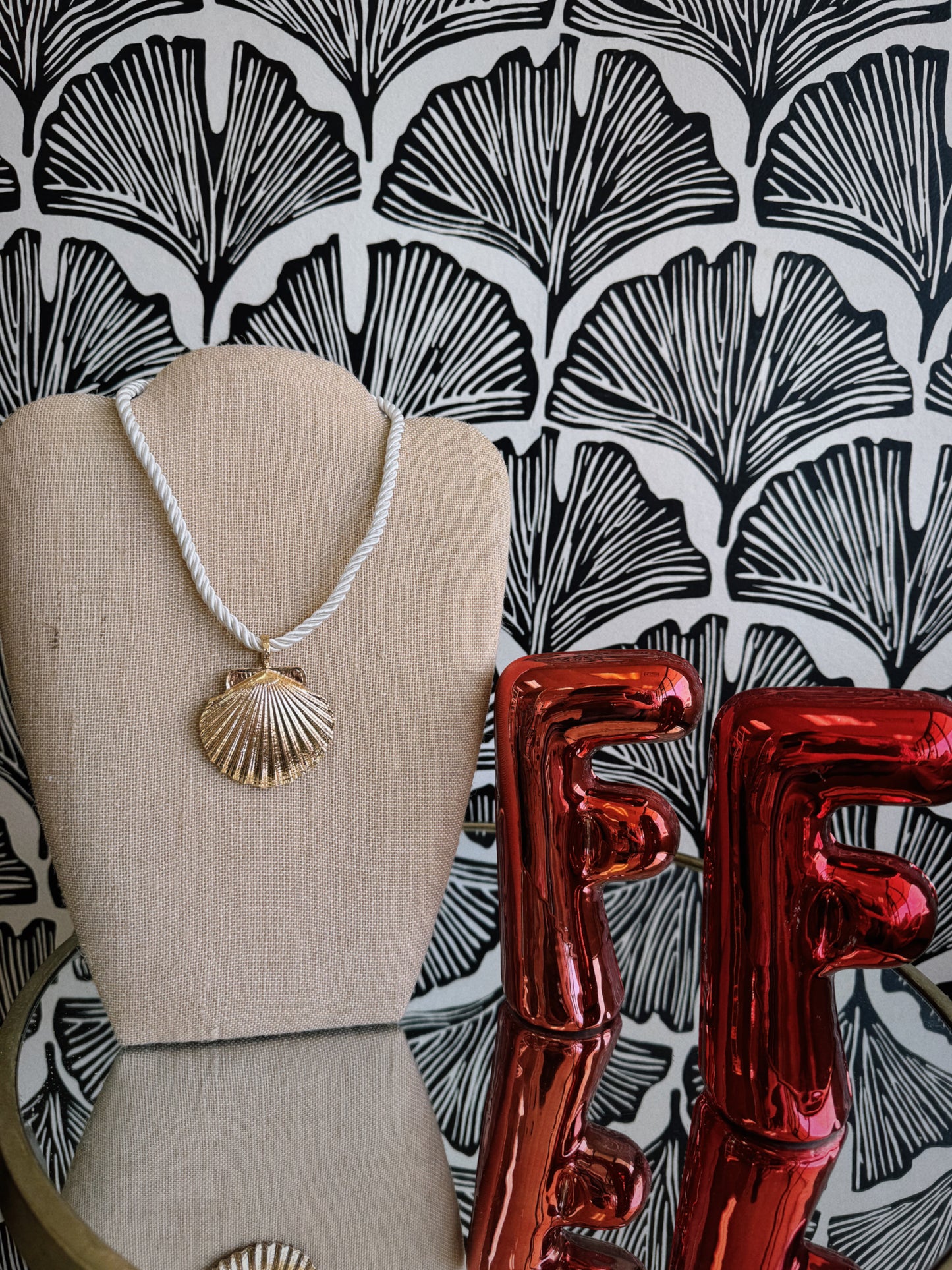 Seashell Sparkle Necklace