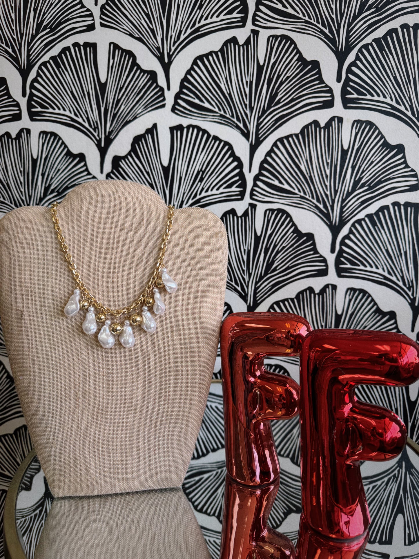 Golden Pearl Glow Necklace