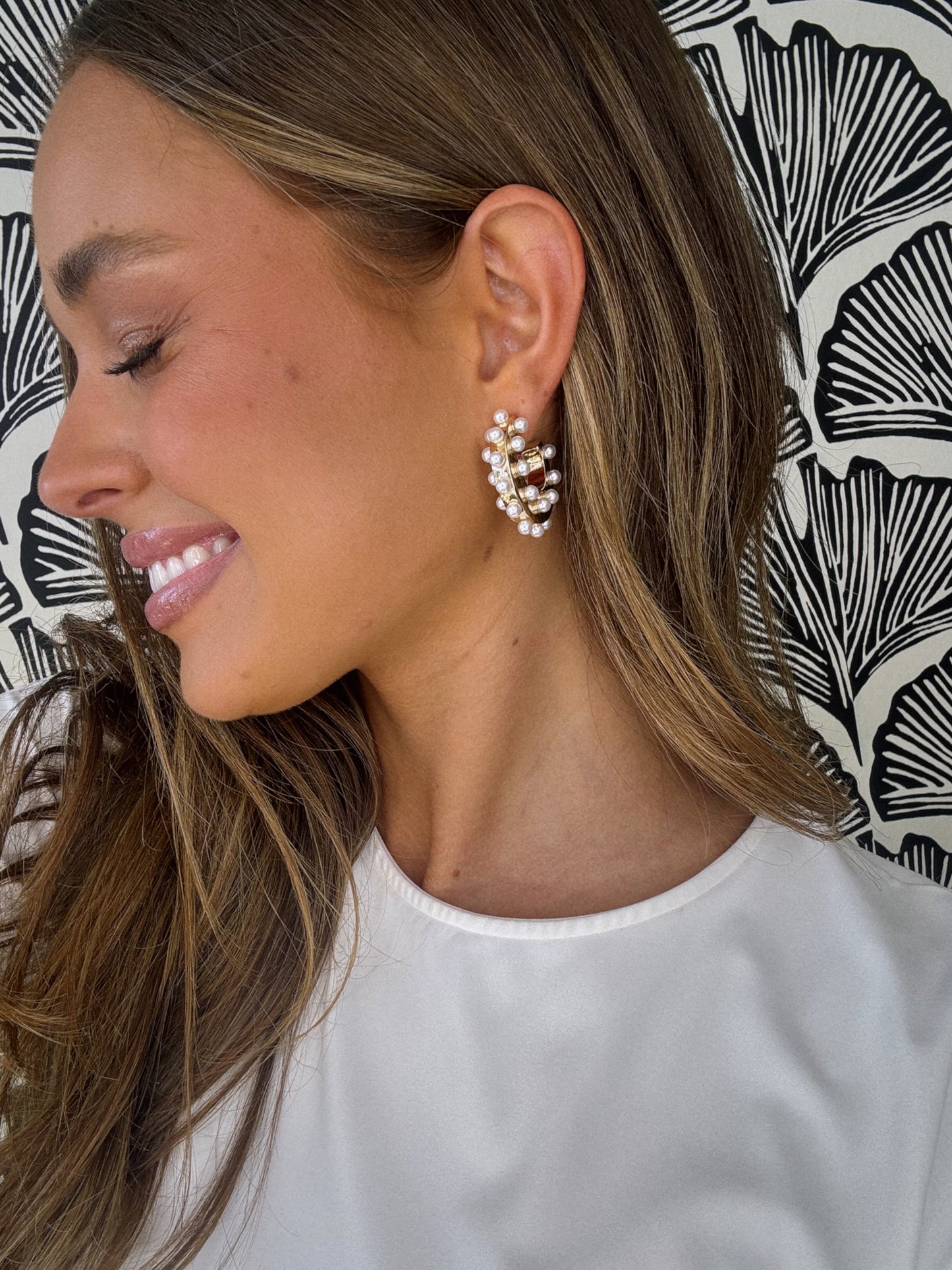 3D Pearl & Gold Earrings