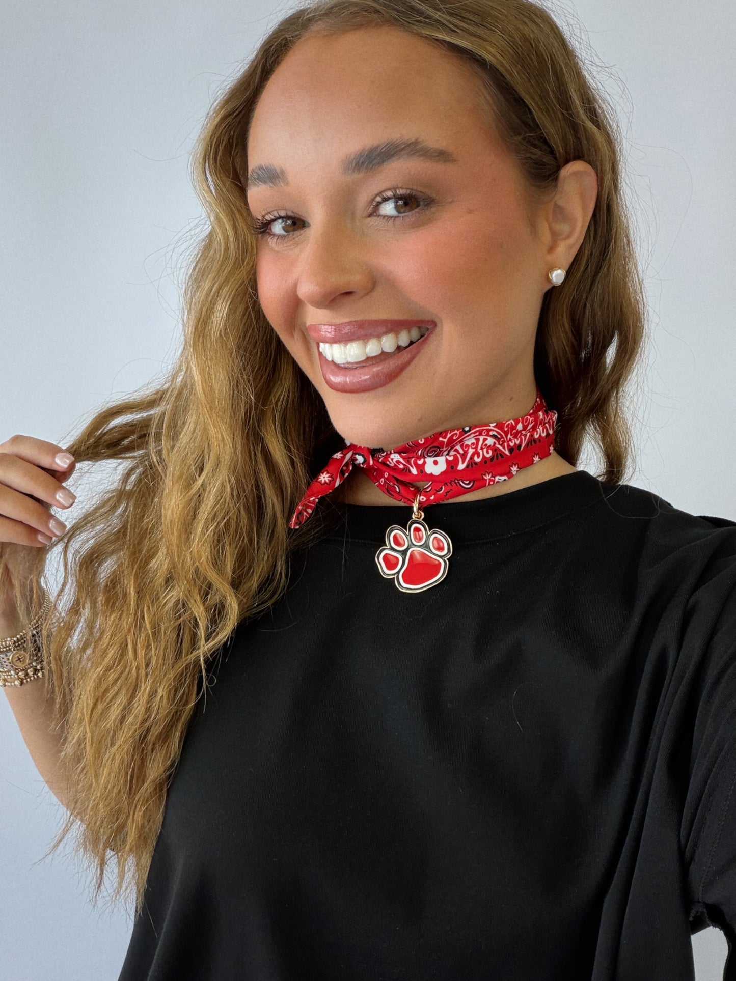 Red & Black Dog Paw Scarf Necklace