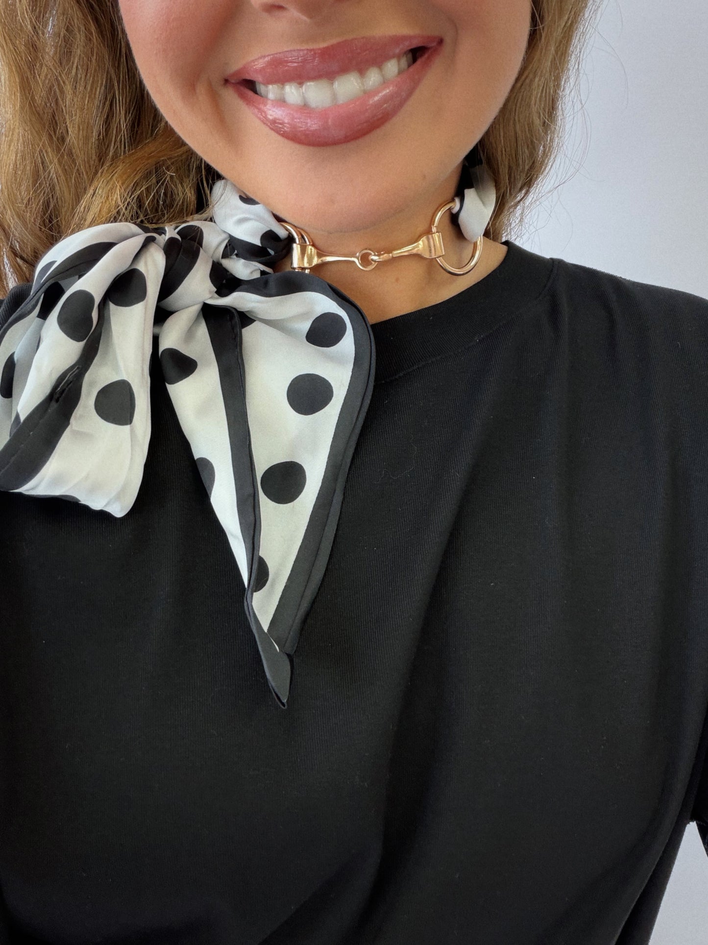 Horsebit Scarf Necklace - Black & White