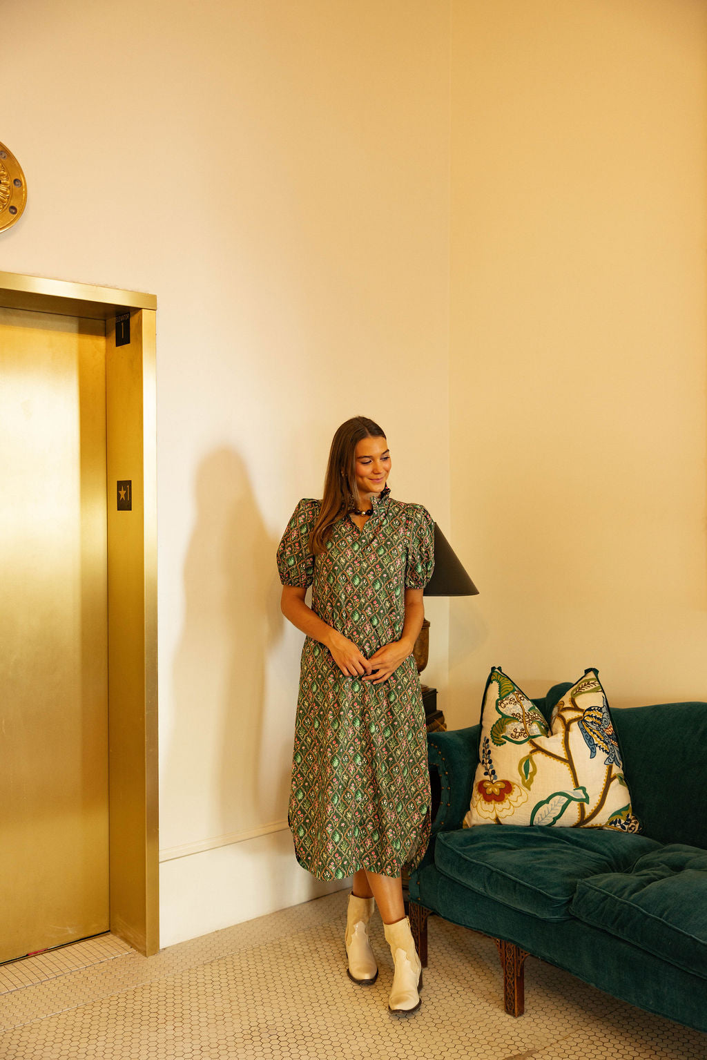 The Brielle Ruffle Collar Dress - Hunter Green