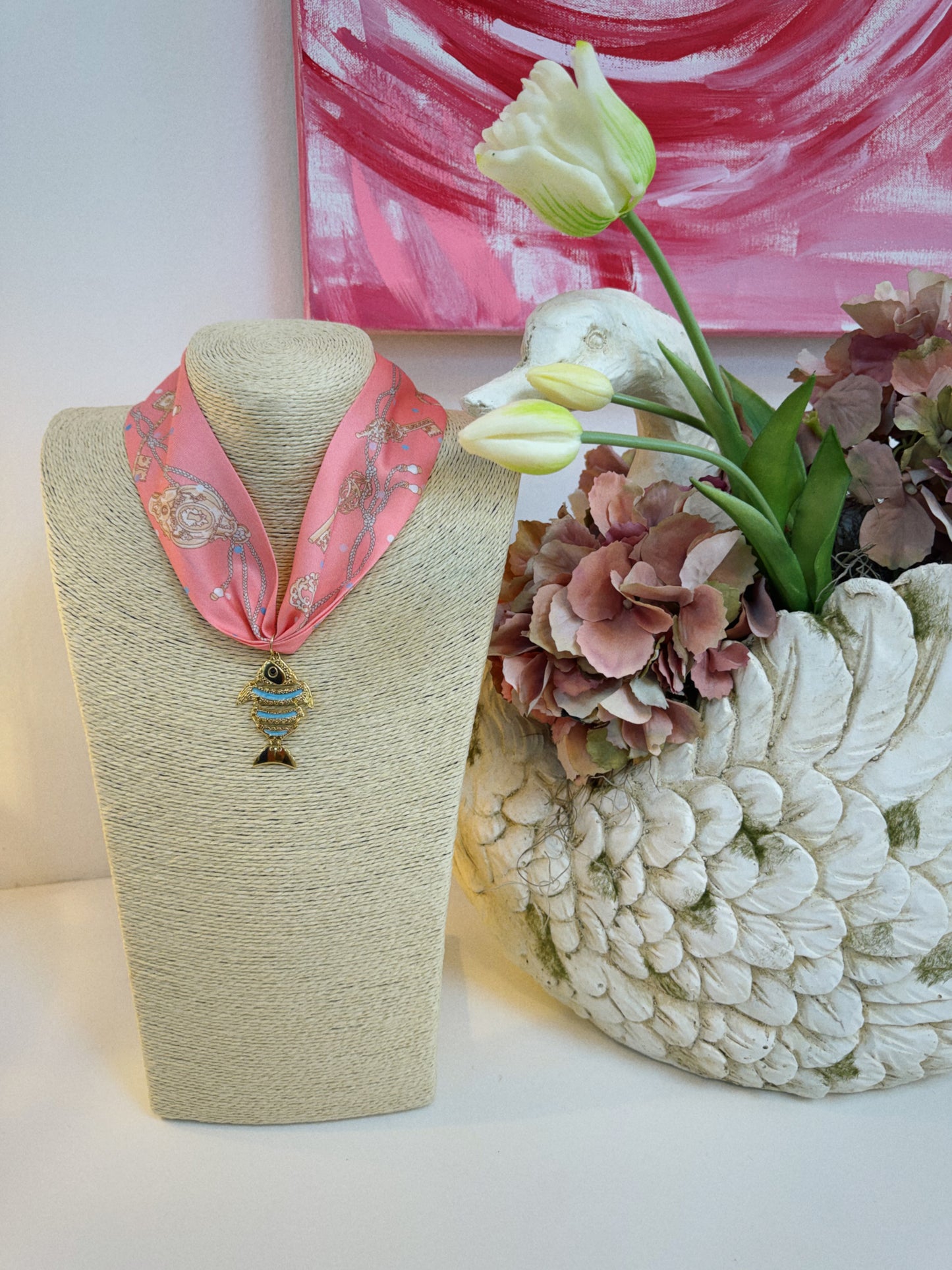 Coral Catch Scarf Necklace