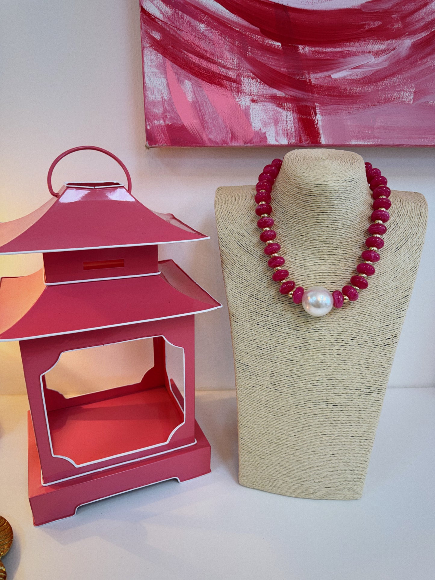 Pearls in the Sideline Necklace - Pink
