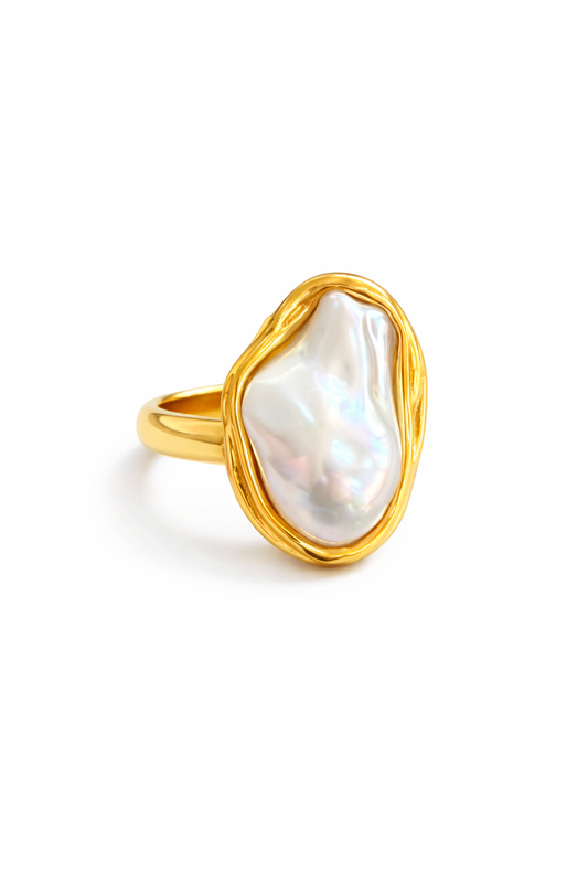 Pearl Chunky Ring