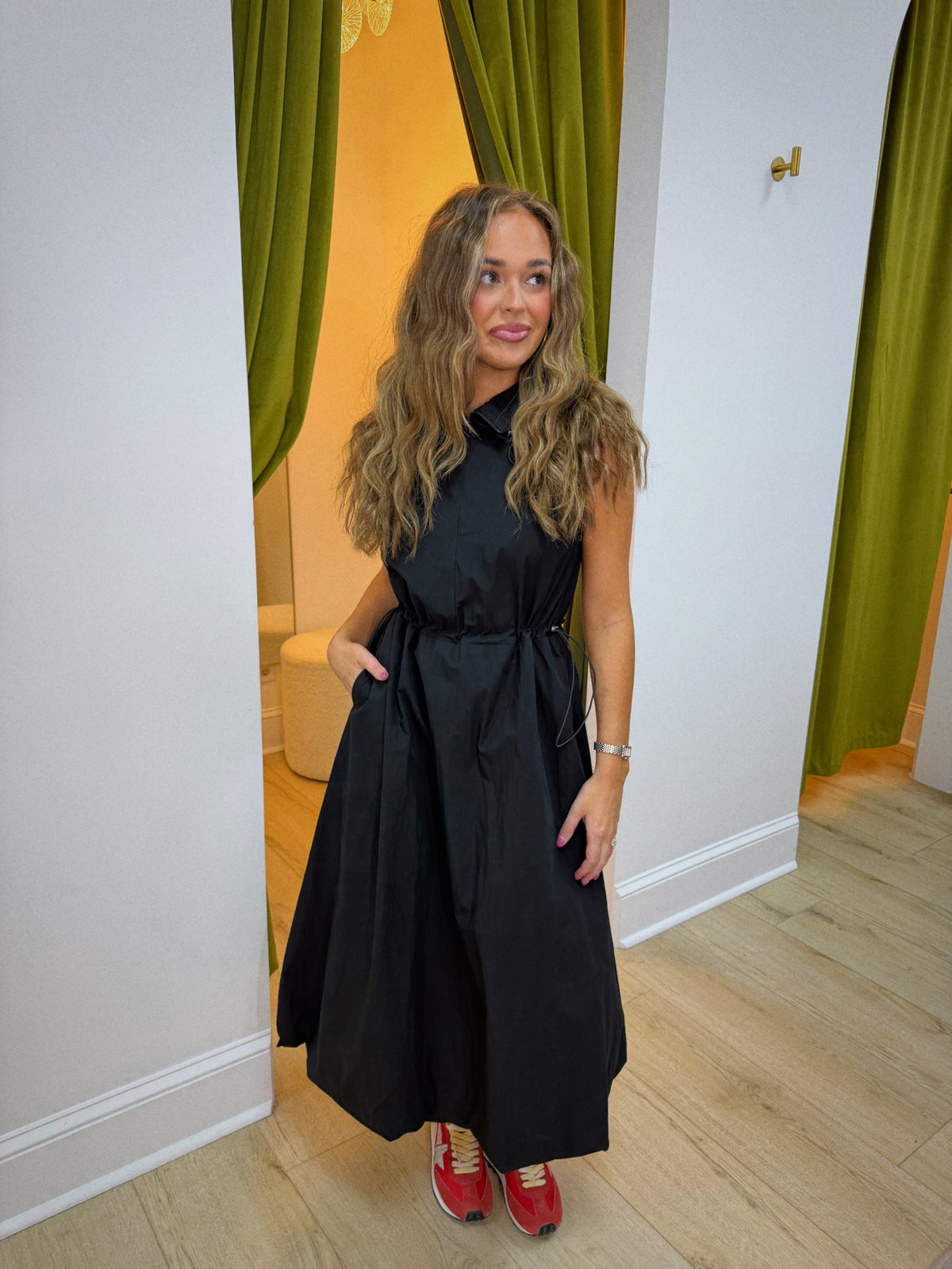 The SoHo Stroll Maxi - Black