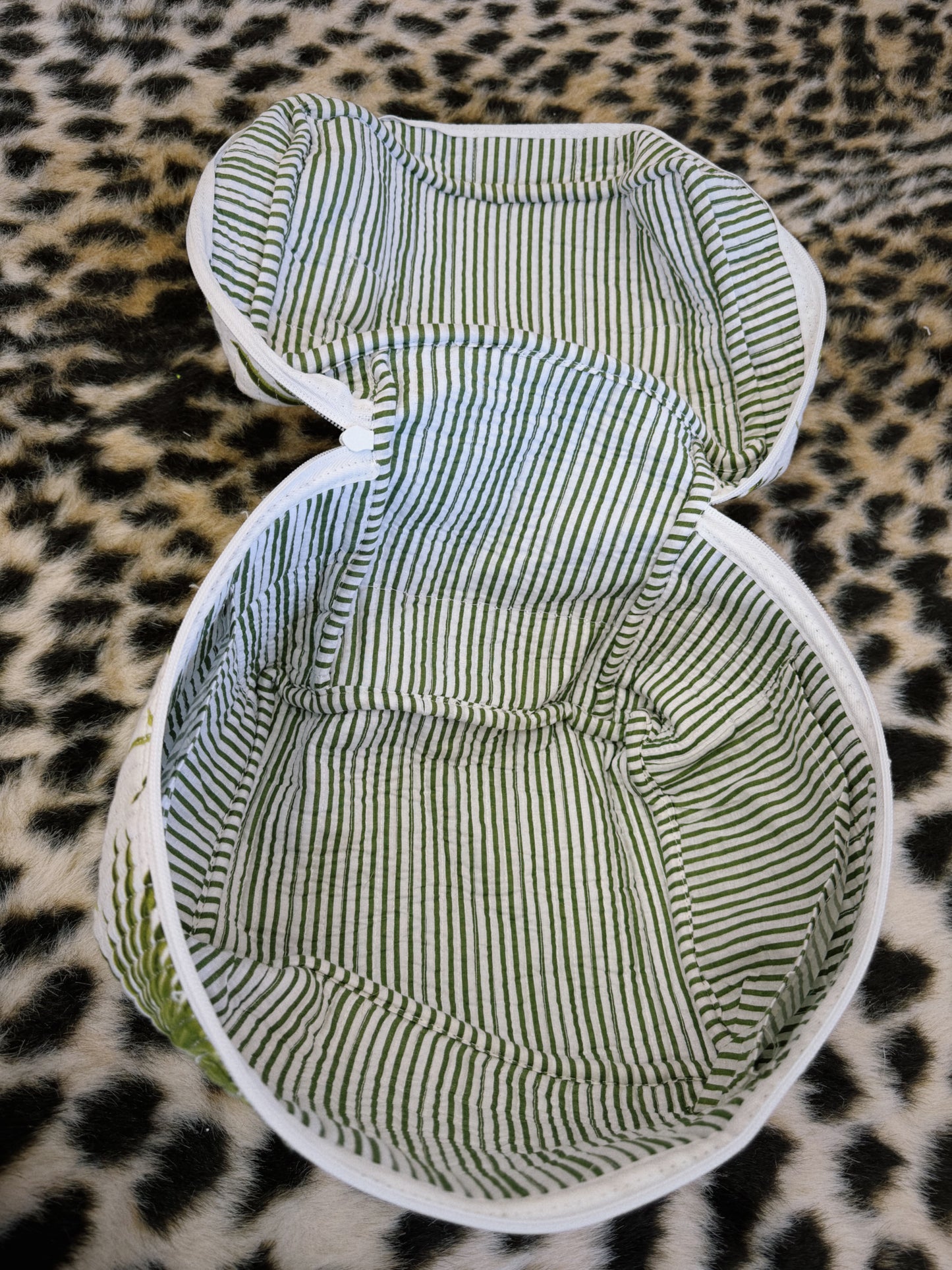 The Palm Paradise Cosmetic Bag