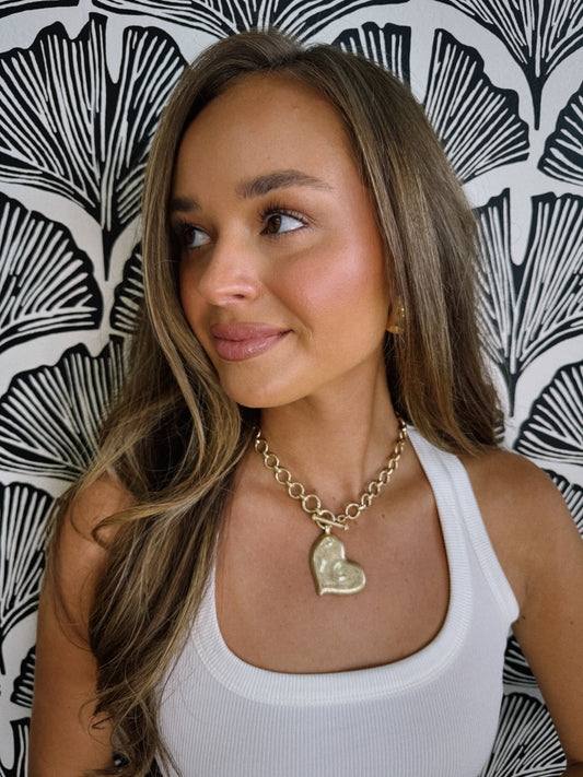 Heart Eyes Necklace