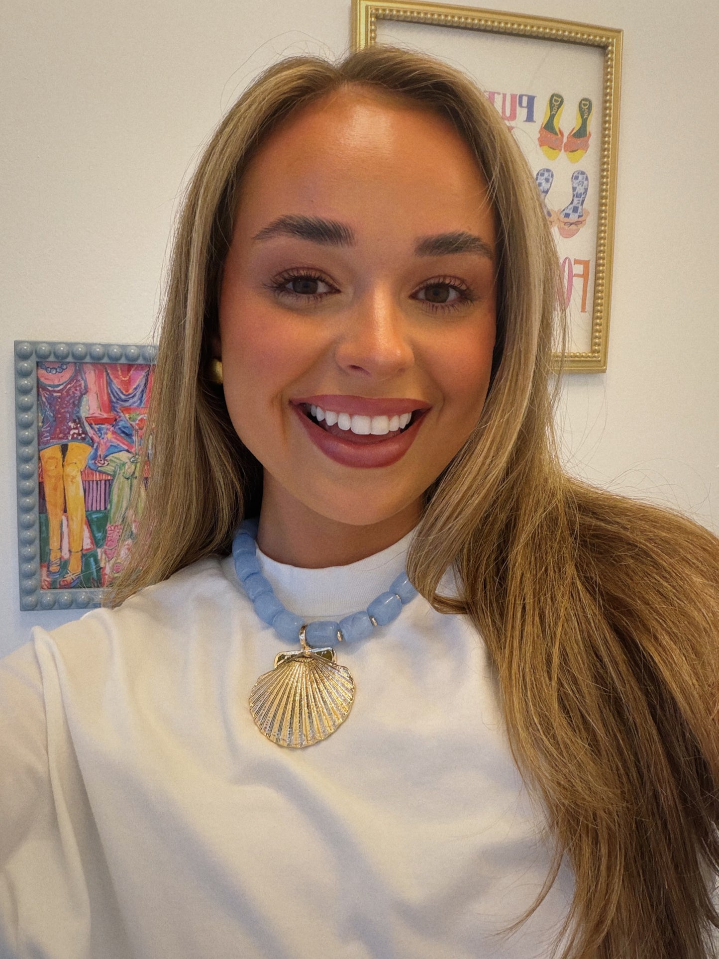 Shell Me Pretty Necklace - Blue