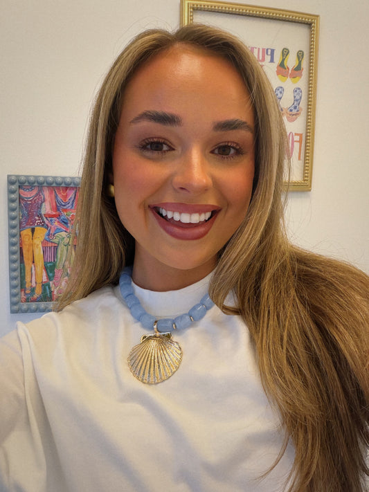 Shell Me Pretty Necklace - Blue