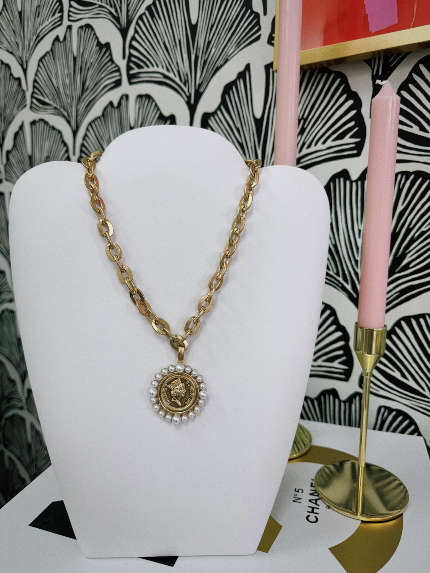 Queen Bee Necklace