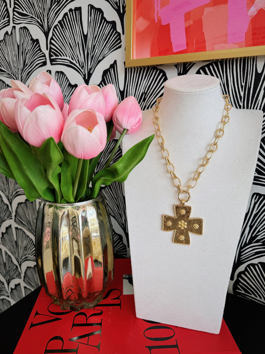 Divine Grace Chunky Necklace - Gold