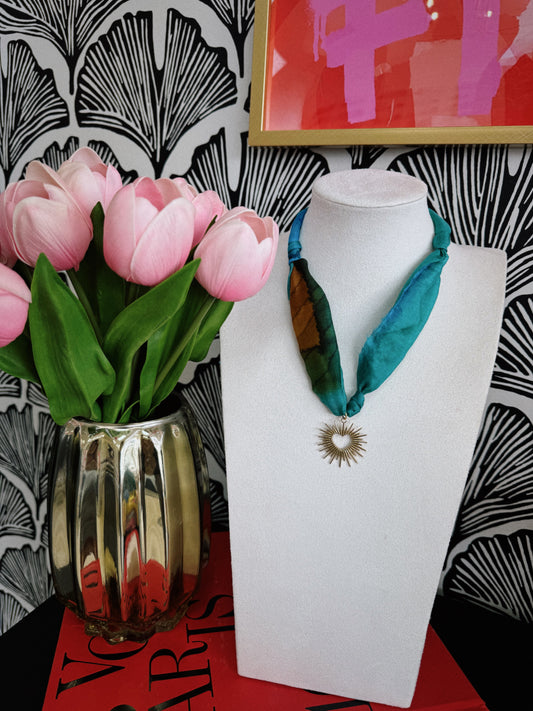 Sun Lover Scarf Necklace