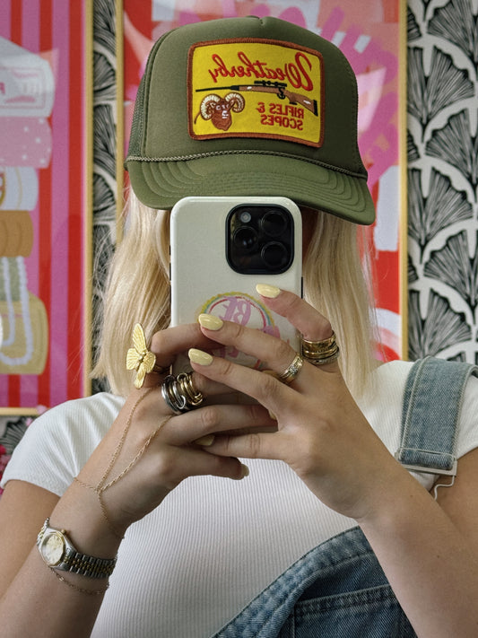 Hunting Vintage Trucker Hat