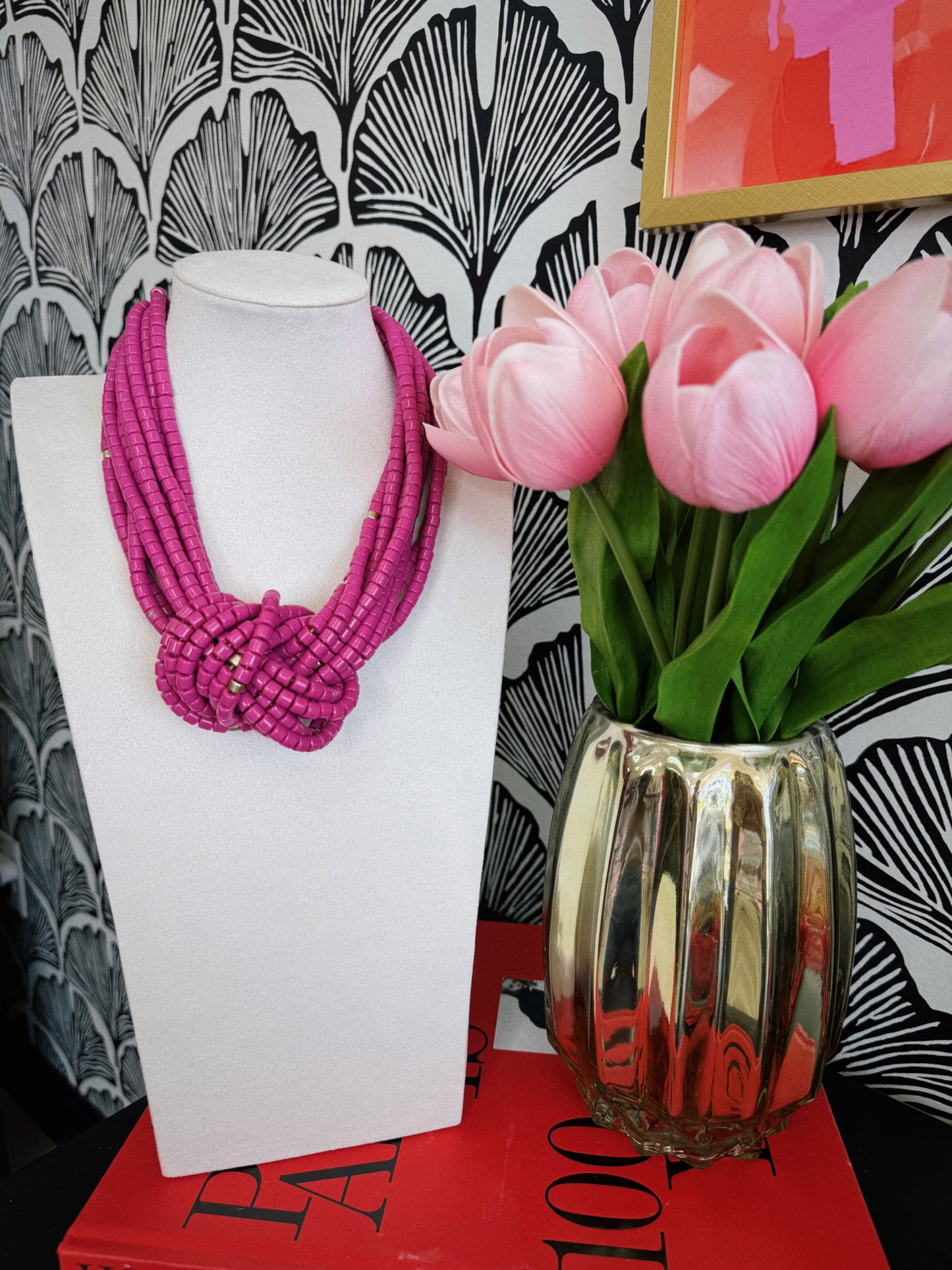 Twist & Tell Necklace - Fuchsia
