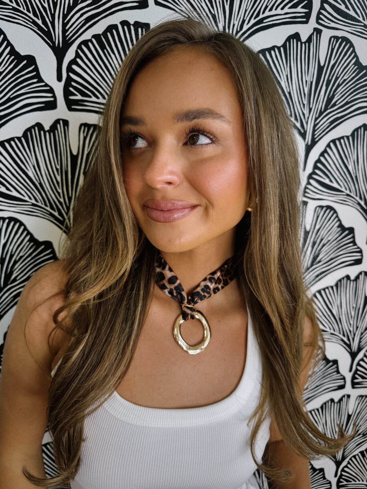 Circle Pendant Scarf Necklace